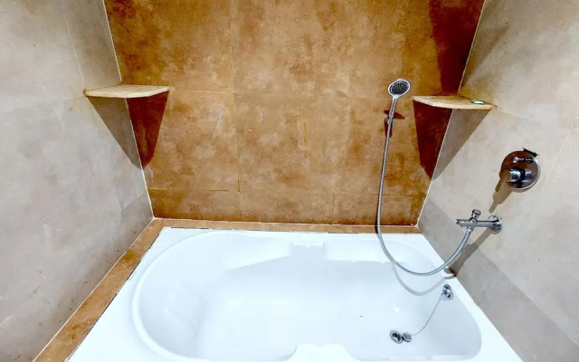 Sheesh Mahal Desert Camp