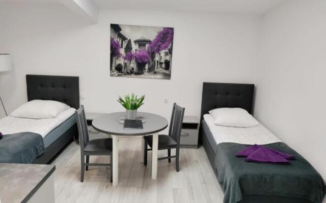 Hostel Adabet