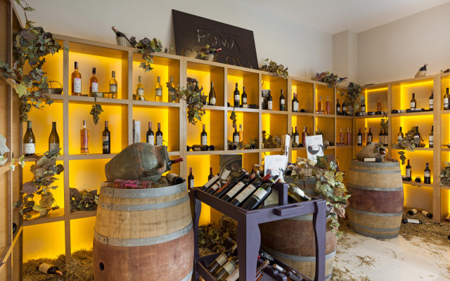 Roma Beach Resort & Spa