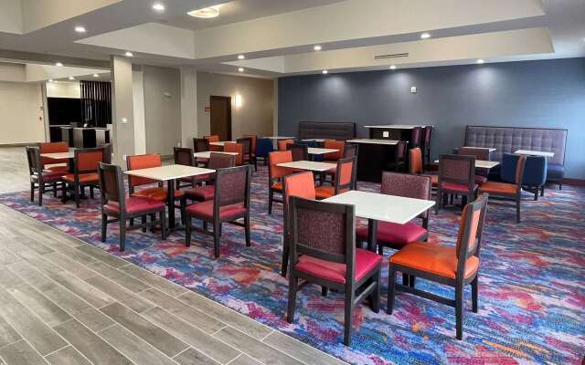 La Quinta Inn and Suites by Wyndham Schertz-San Antonio-Selma