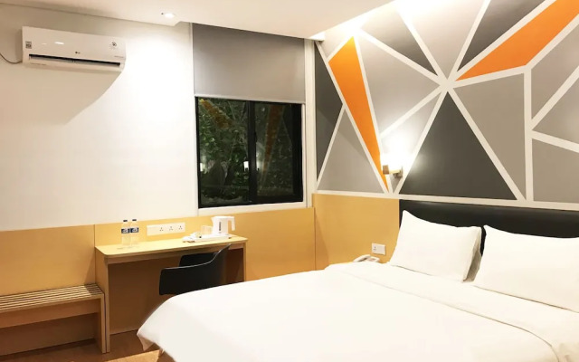 Bassura City Standard Family Room - Lin Pro 7