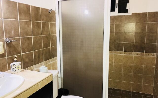 5th Avenue 3 People Balcony Apartment