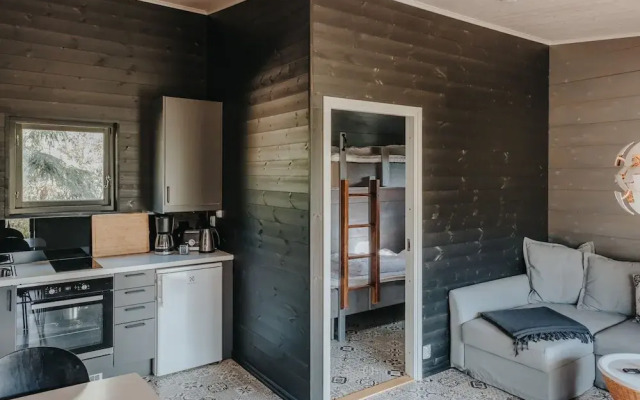 Mavens Kustnära Stugor