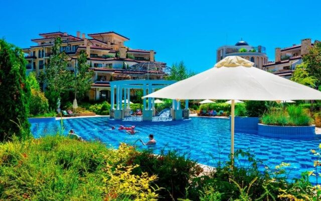 Esteban Apartcomplex