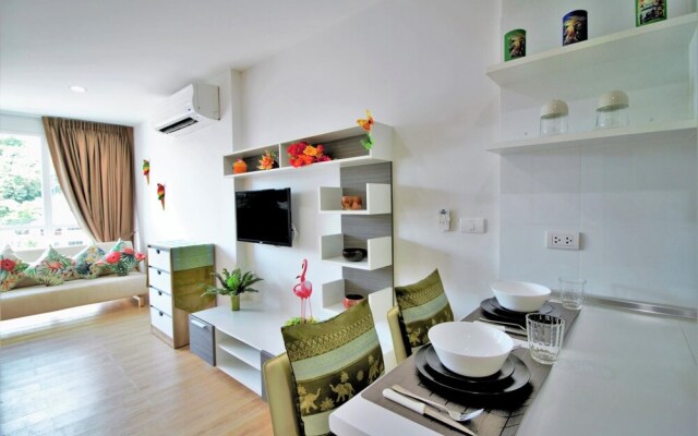 A714 Rooftop Pool Gym Parking 900m From Kata Beach