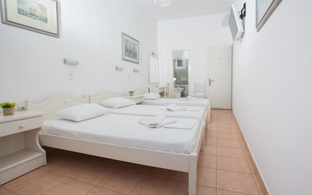 Louiza Hotel