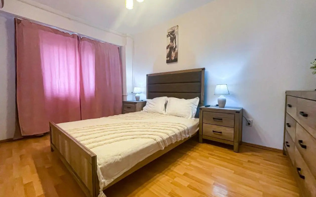 National Arena Mega Mall Elana Apartment