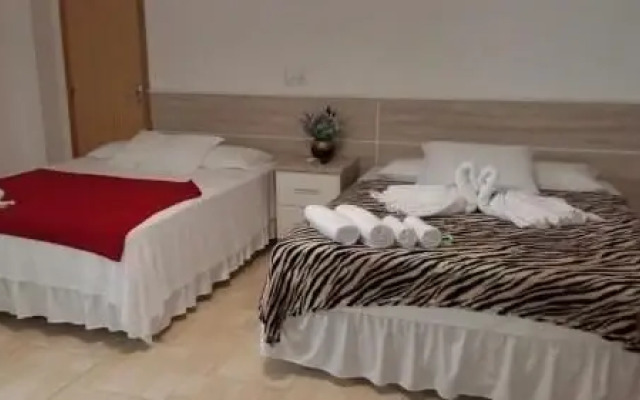 Macs Hotel