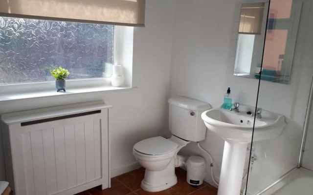 Chester 3 Bedroom House 4th Room to Sleep 7 Total