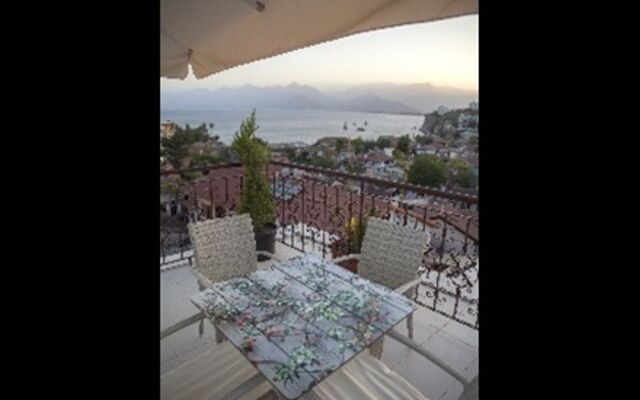 Artemiss Boutique Hotel