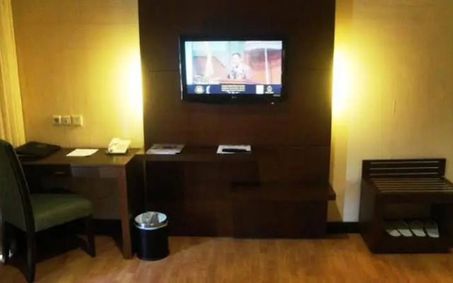 Sutanraja Hotel, Convention & Recreation