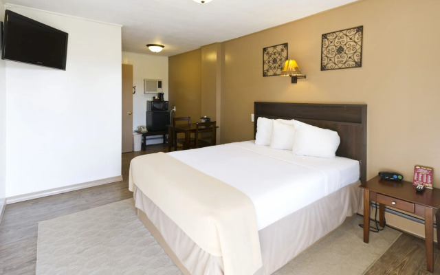 Sunset Lodge Escanaba