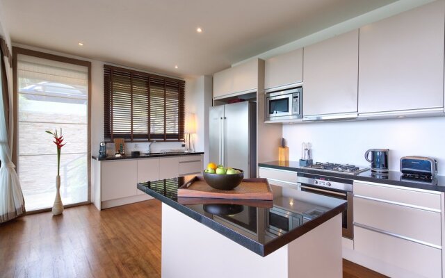 Sunset Heights Villa