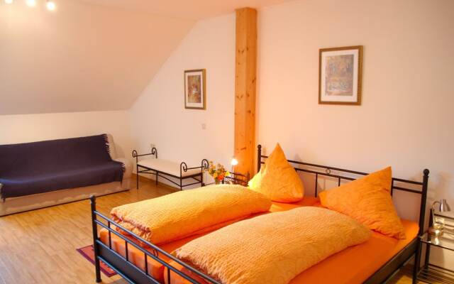 Weingut & Ferienwohnungen Kirch