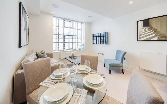 Designer 2 Bed Apartment in Riverside Development