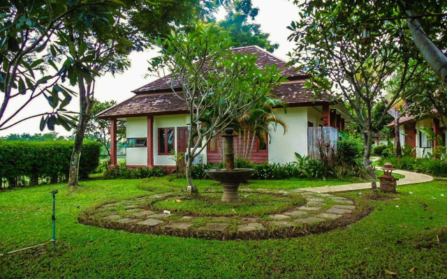 Palm Spa Village