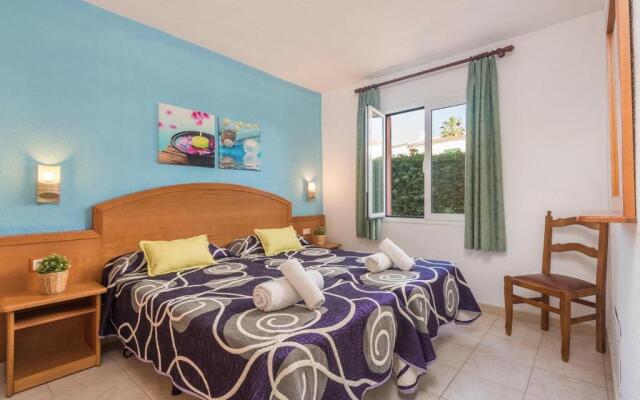 Apartment 30 meters from the beach