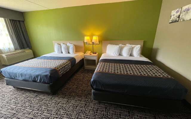 Wingate by Wyndham Lake George