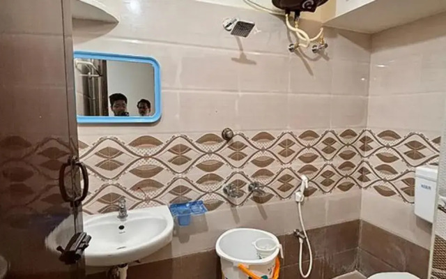 Fabhotel Royal Grand Ii