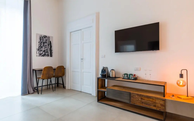 Partenope in Naples With 1 Bedrooms and 1 Bathrooms