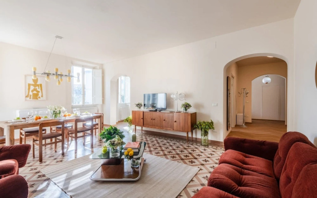 Casa Dante in Lucca With 3 Bedrooms and 2 Bathrooms