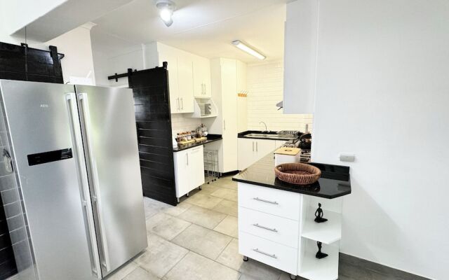 Luxury Apartment St Lucia 43 On the Bridge