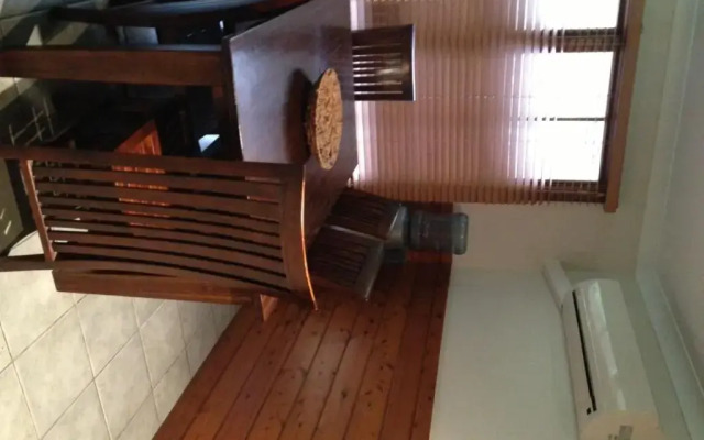 Loxley On Bellbird Hill