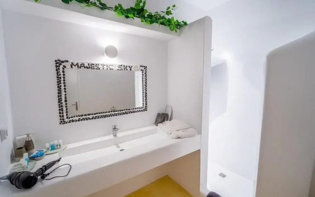 Majestic Sky Luxury Suites