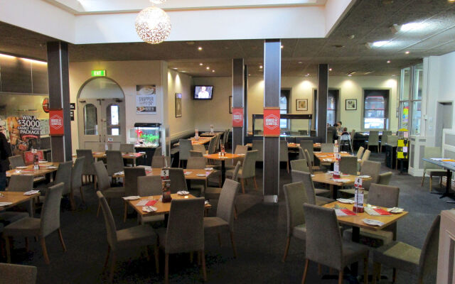 Nightcap at Federal Hotel Mt Gambier