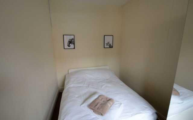 Spacious Apartment in Coventry near Belgrade Theatre