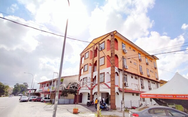 Spot On 89939 Platinum inn