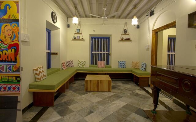 Horn Ok Please Hostel