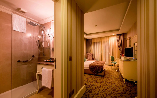 Vuni Palace Hotel
