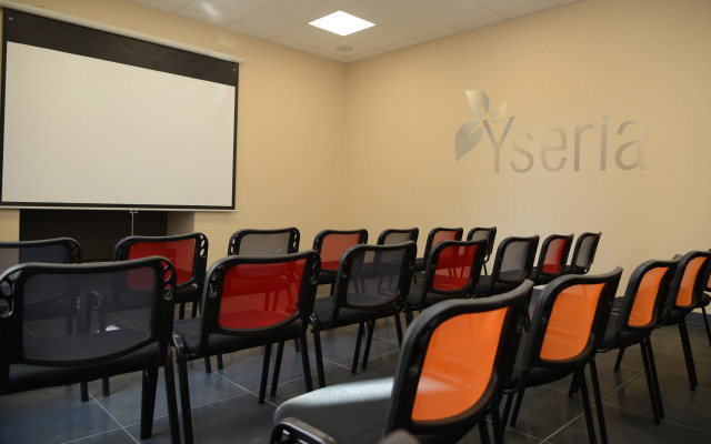 Logis Hotel Yseria - Historical Center