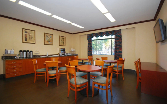 Best Western Los Angeles Worldport Hotel