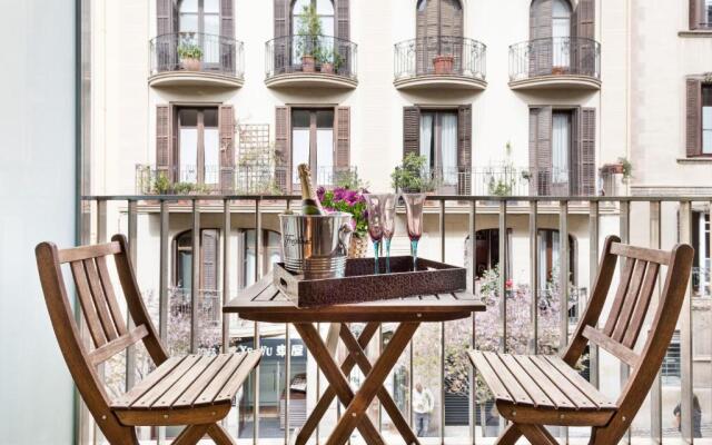 My Space Barcelona Executive Apartments Center