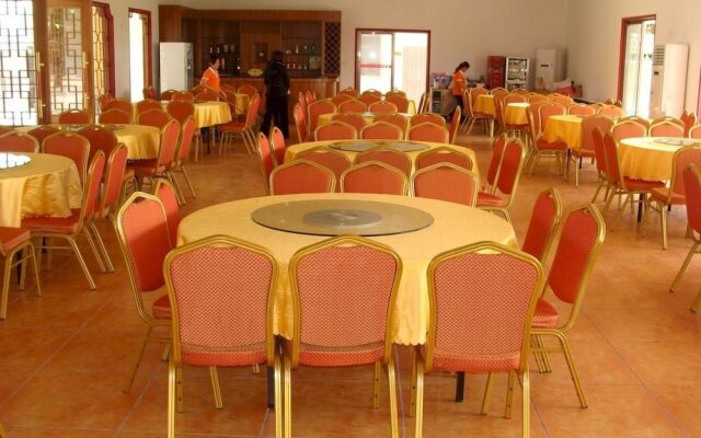 Xiema Jurencun Hotel