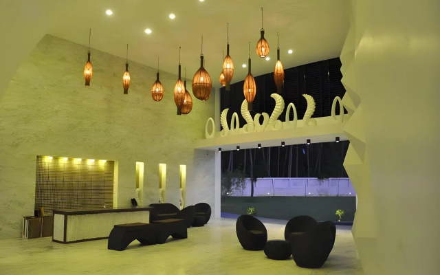 Anora Beach Resort