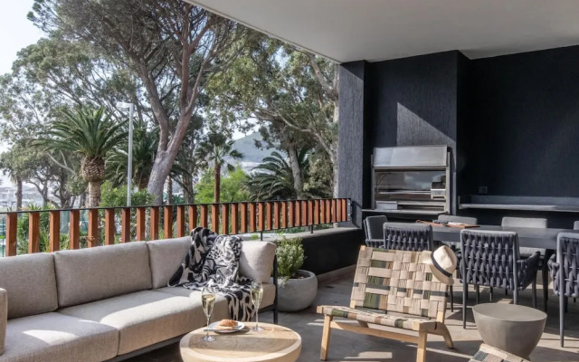 Incredible Camps Bay Escape w Pool Solange Villa