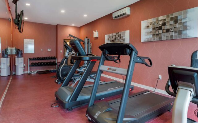 Best Western Plus Fredericton Hotel & Suites