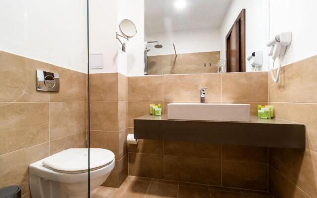 Hotel Izvoare Caciulata