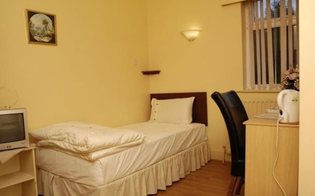 Central Guest House Hotel