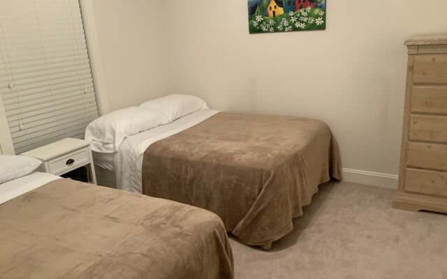 Myrtlewood by Monarch Rentals