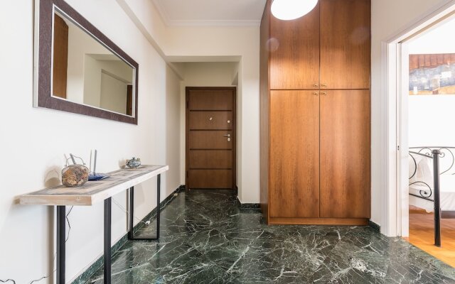 Comfy Apartment in Acropolis Area
