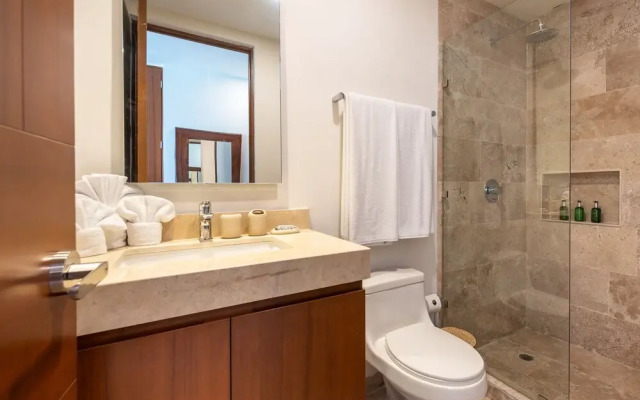 NHOA 307A Lux 2BR Pool View Aldea Zama