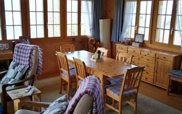 SwissHut B&B