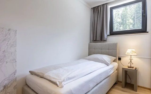 Suite in Saalbach Near ski Area