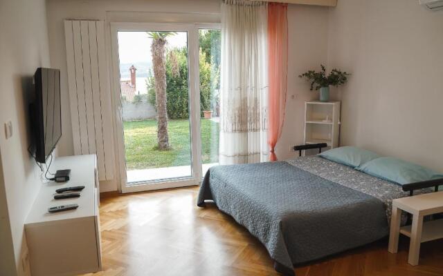 Garden View Apartments