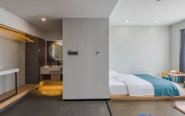 Nanyuan Ejiaplus Hotel (Ninghai Xizi International)