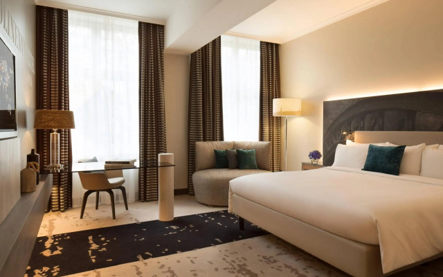 Renaissance Hamburg Hotel